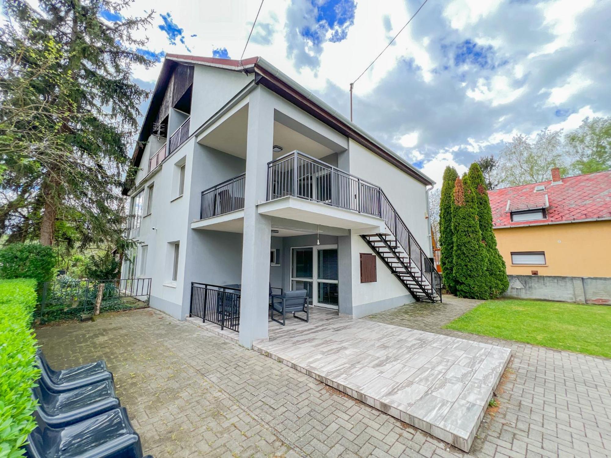 Mihi Apartman Balatonvilágos Buitenkant foto