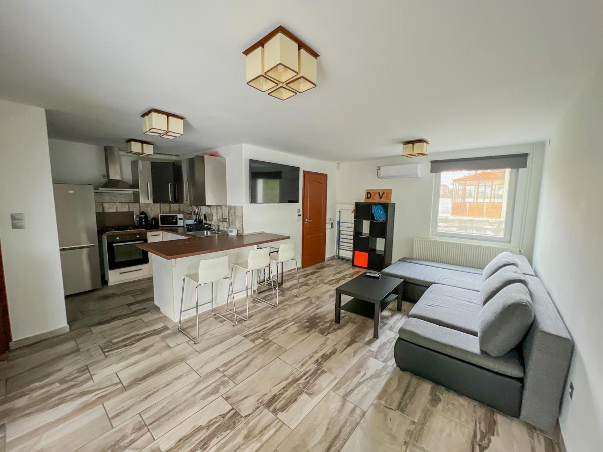 Mihi Apartman Balatonvilágos Buitenkant foto