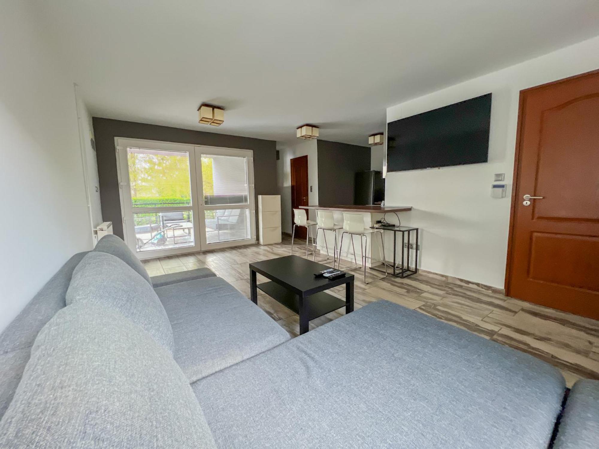 Mihi Apartman Balatonvilágos Buitenkant foto