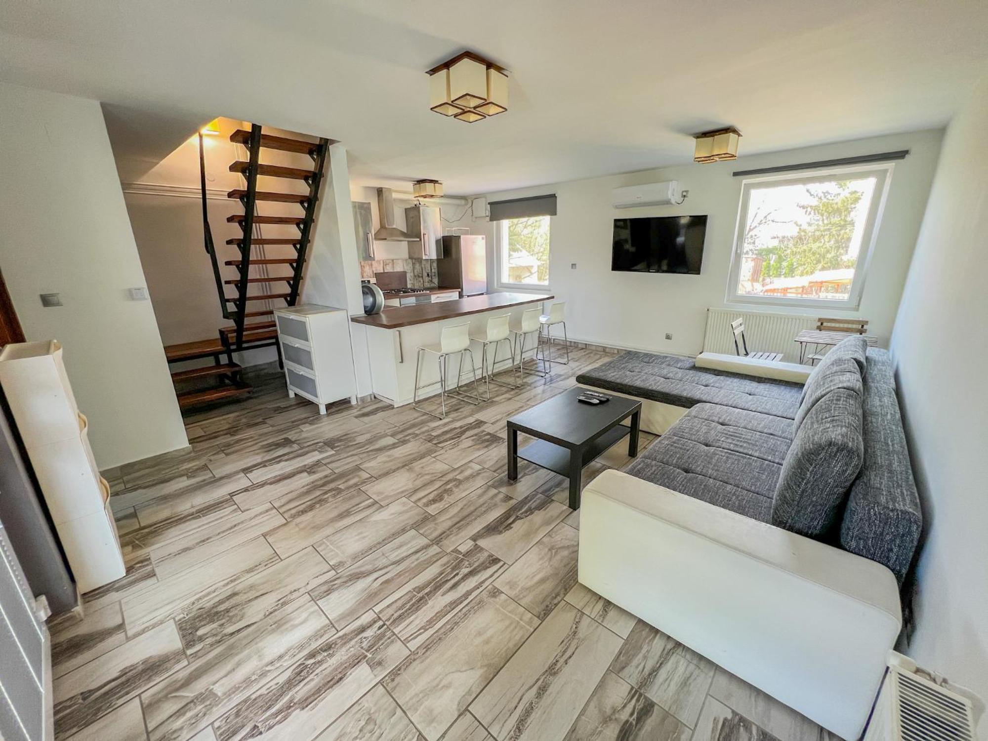 Mihi Apartman Balatonvilágos Buitenkant foto